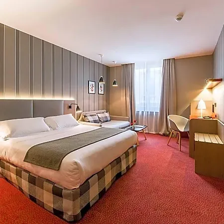 Des Artistes Hotell 3*